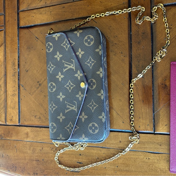 Louis Vuitton Handbags - Louis Vuitton Monogram Pochette Félicie